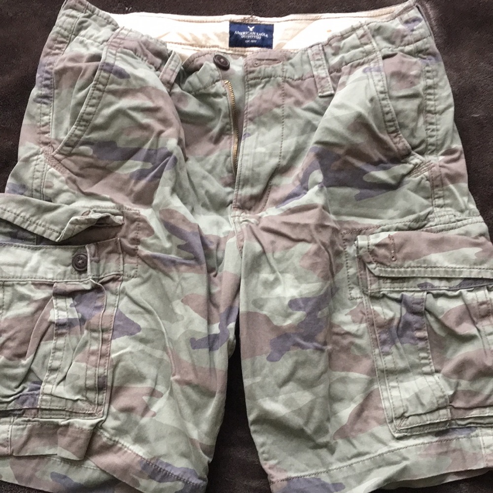 American eagle cargo shorts